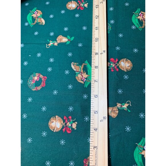 Vintage Wamsutta & Hallmark Christmas Fabric 1/2 Yard Green with Toys Snowflakes - Picture 4 of 6